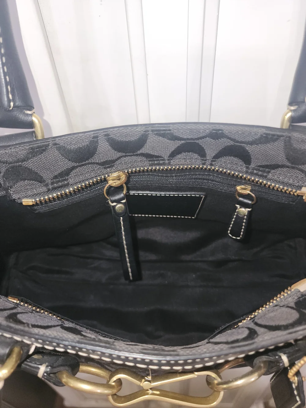 Coach Hampton Signature with Gold Horsebit Hardware & Accent Belt